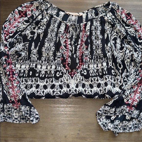 Soft Surroundings black ikat crinkle gauze tunic blouse with sequins - Picture 5 of 7